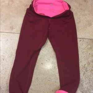 Two sided lululemon yoga pants pink/burgendy